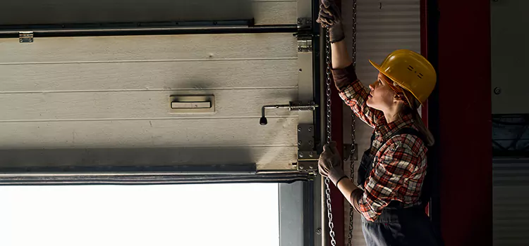Addressing Common Garage Door Stoppage Issues in South Pasadena, CA